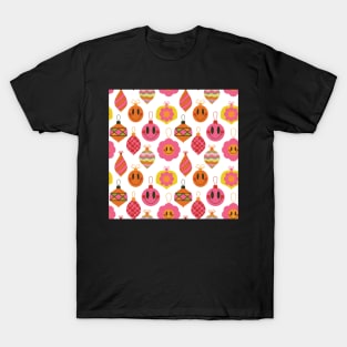 Smiley Christmas Ornaments T-Shirt